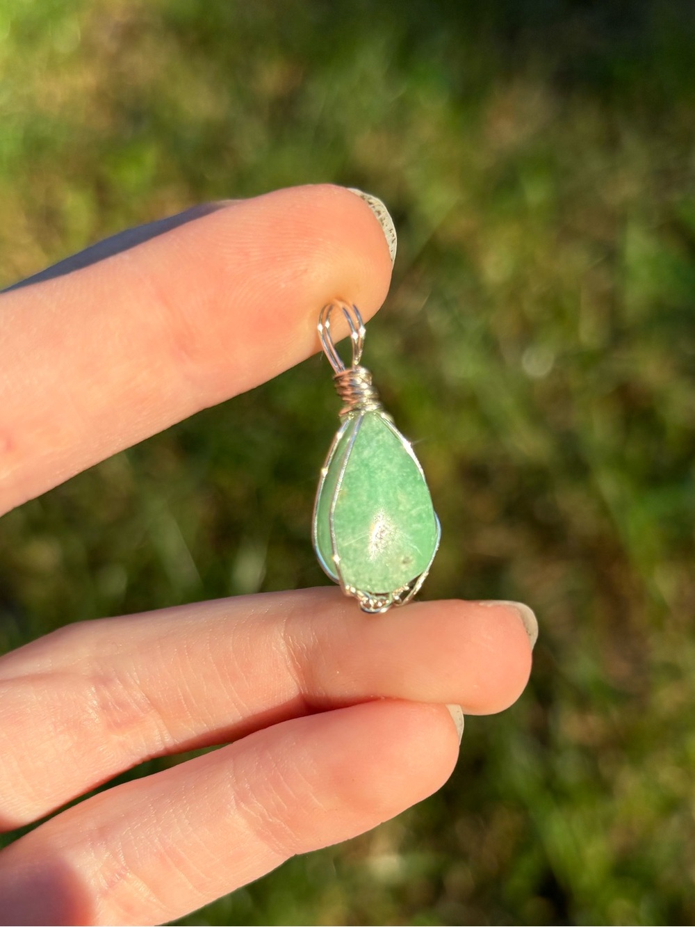 Mini chrysoprase pendant